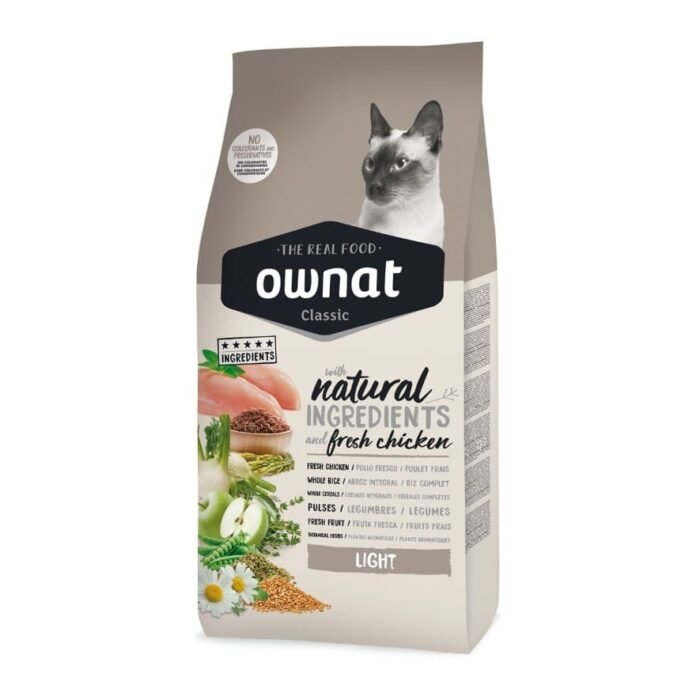 Imagem da embalagem da ração Ownat Classic Light para Gatos 4Kg, desenvolvida para ajudar no controle de peso de gatos adultos com excesso de peso, com ingredientes naturais e baixo teor de gordura
